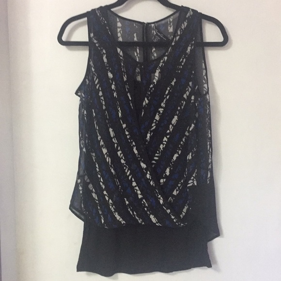 Kenneth Cole -The Holly Ann Sleeveless Blouse - Picture 1 of 10